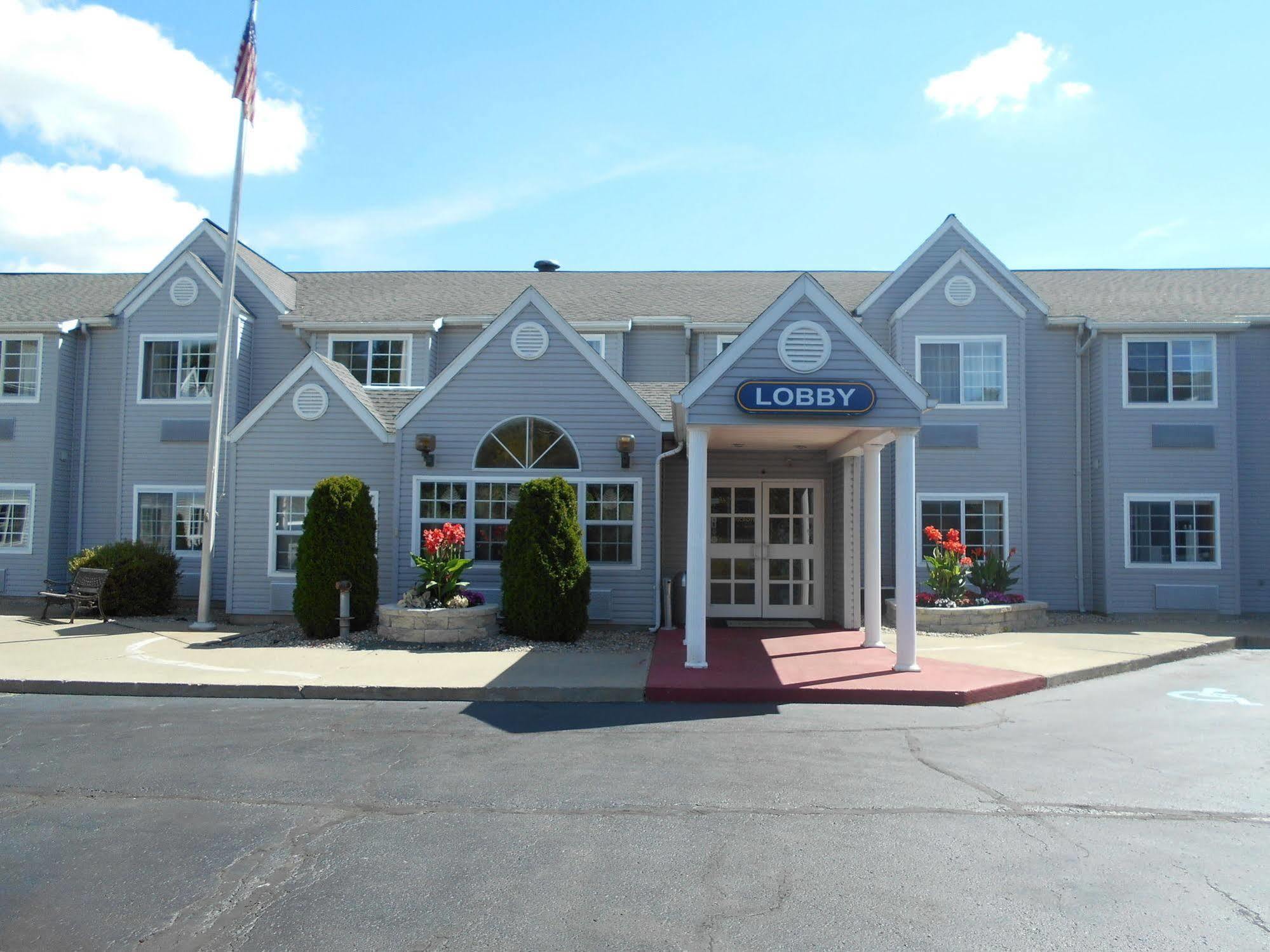 Microtel Inn By Wyndham - Albany Airport Латам Экстерьер фото